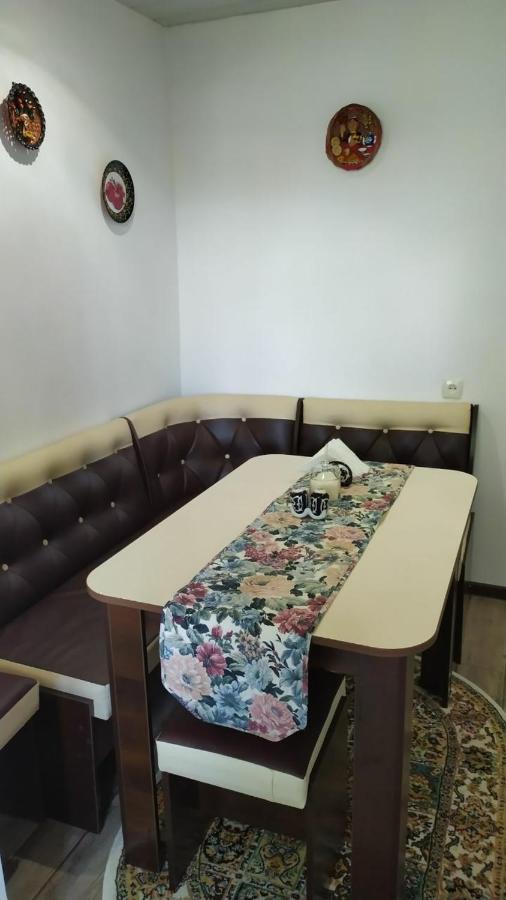 Apartment Near Farkhadskiy Bazar Tashkent Luaran gambar