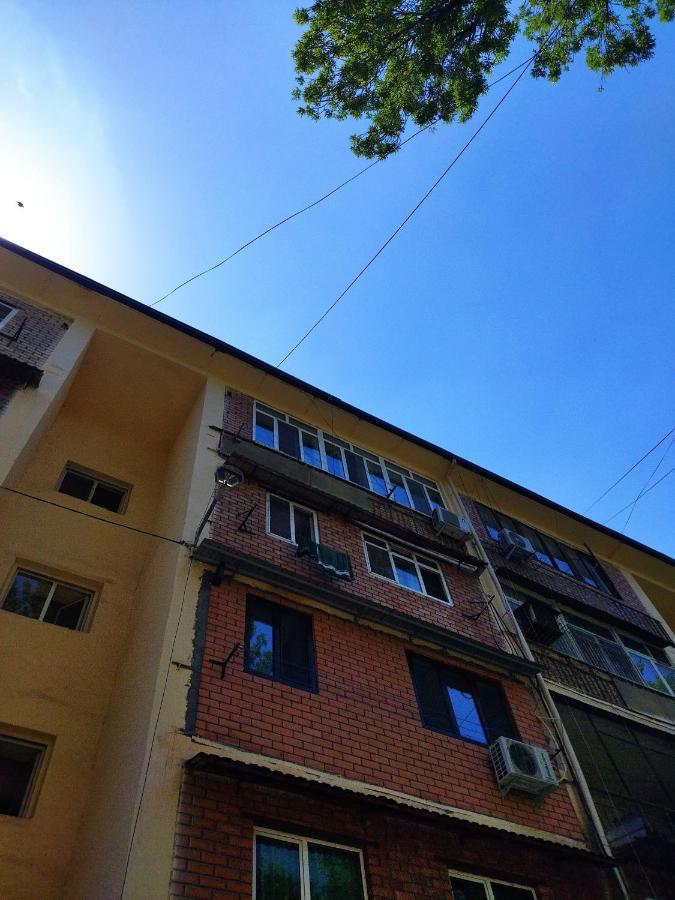Apartment Near Farkhadskiy Bazar Tashkent Luaran gambar