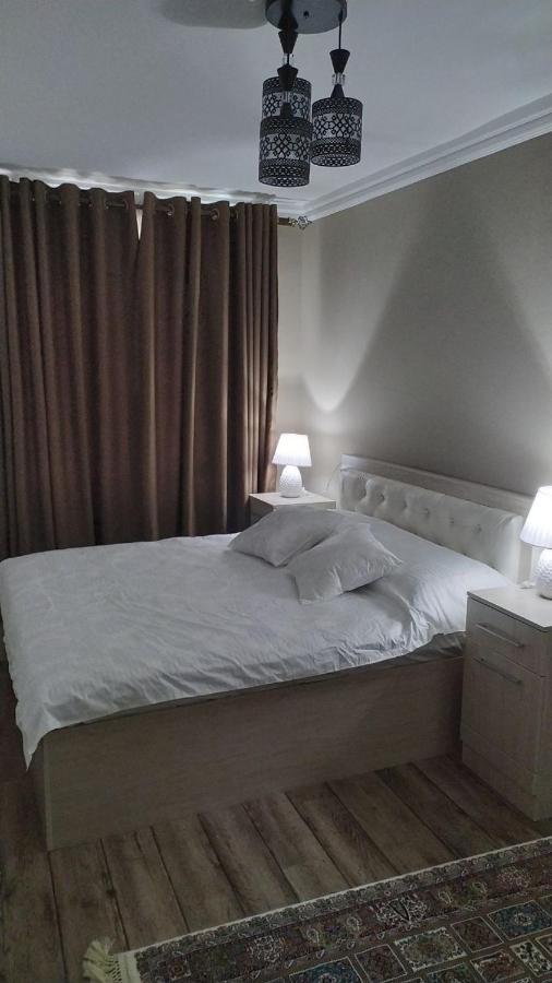 Apartment Near Farkhadskiy Bazar Tashkent Luaran gambar